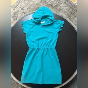 Columbia Turquoise Hooded Garment
